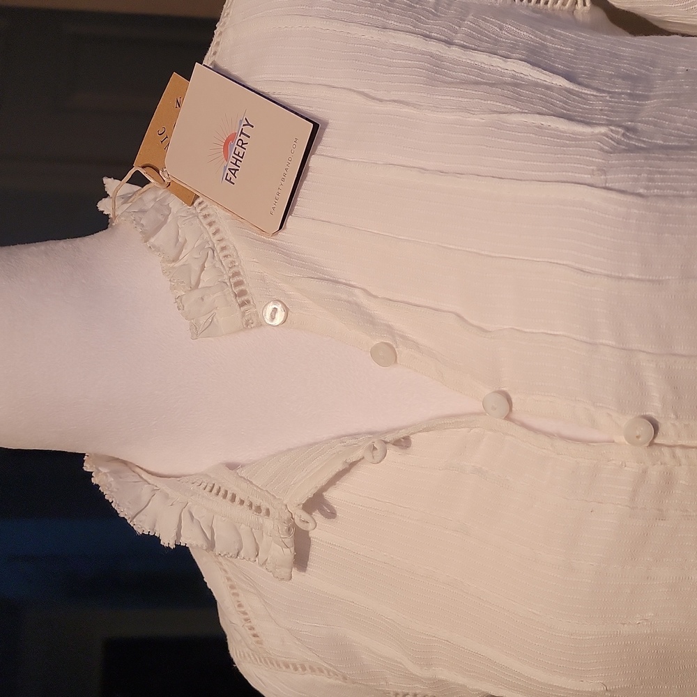 Faherty Cream Button-Down Ruffle Collar Blouse - Picture 2 of 12